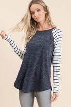 Keep it Simple Long Sleeve Tunic (2 Colors)