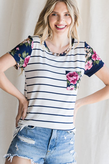 Bethenny Floral Pocket Tee — SMALL
